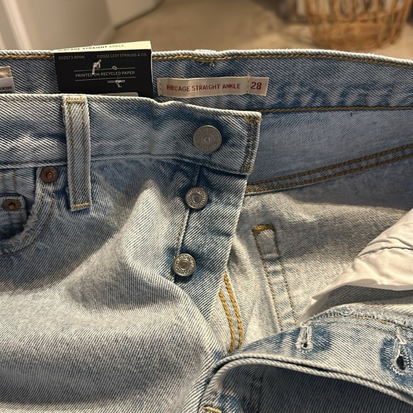 NWT LEVIs ribcage ankle straight size 28x27 - Picture 6 of 9